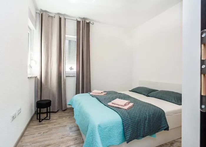 With Parking Space - 18520 Вир