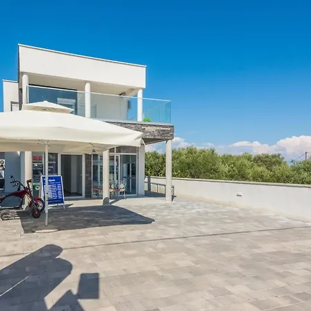 With Parking Space - 18520 * Vir