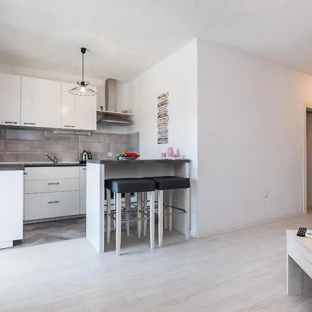 With Parking Space - 18520 * Vir