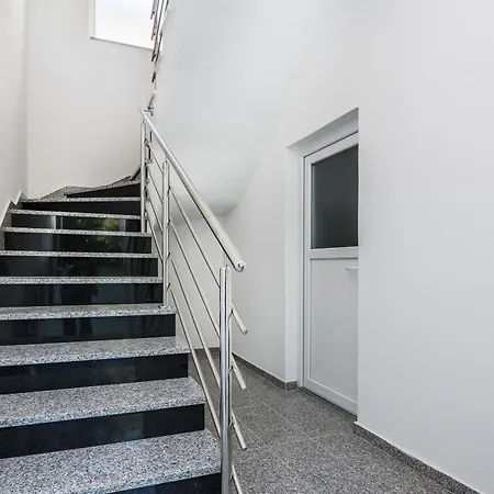 With Parking Space - 18520 Appartamento