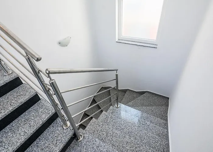 Appartamento With Parking Space - 18520